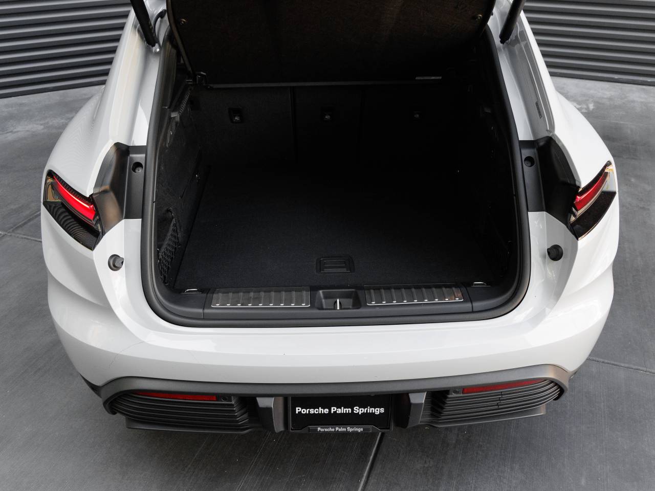 2024 Porsche Macan 4 Electric