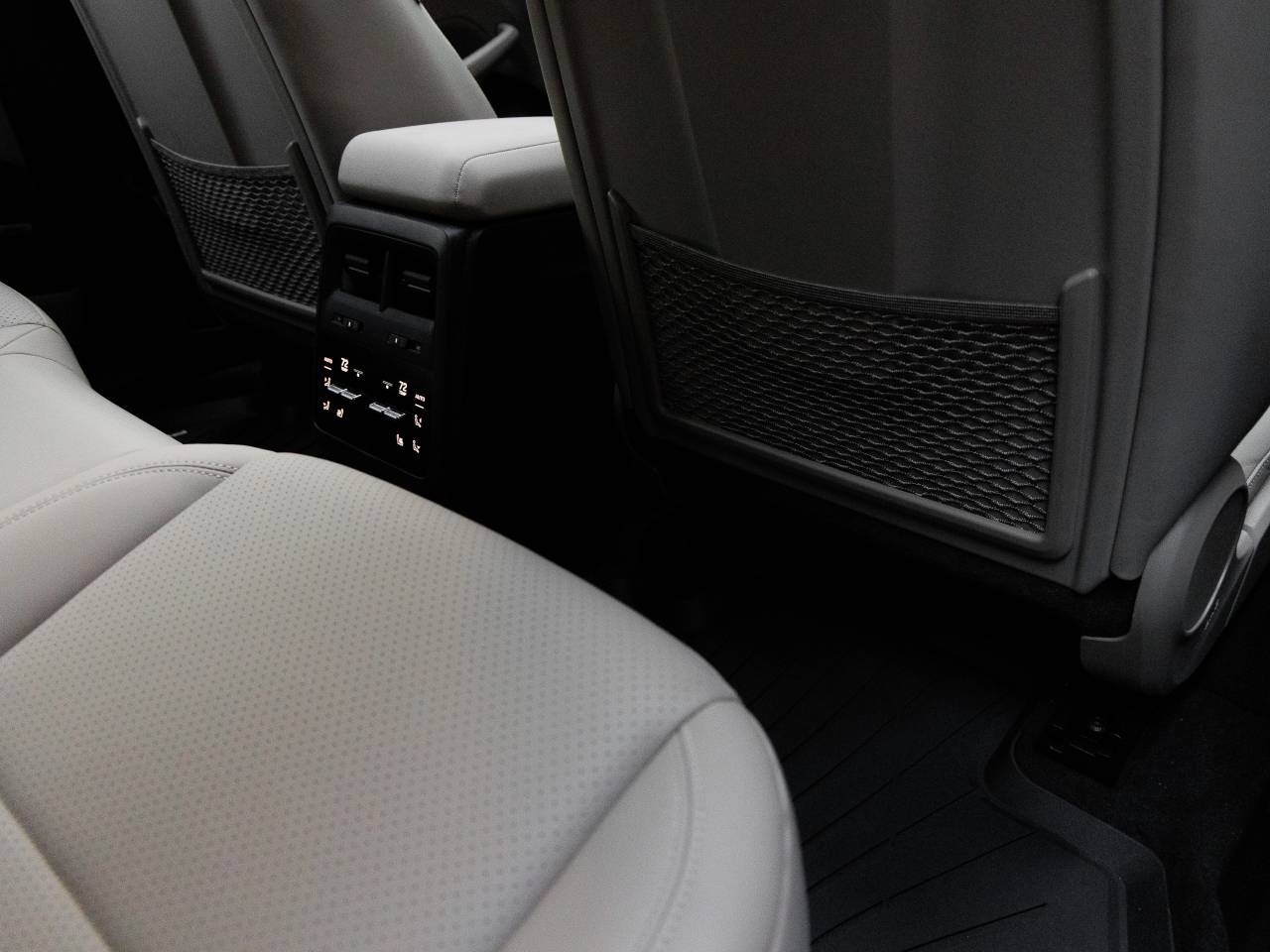 2024 Porsche Macan 4 Electric