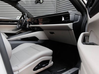 2024 Porsche Macan 4 Electric