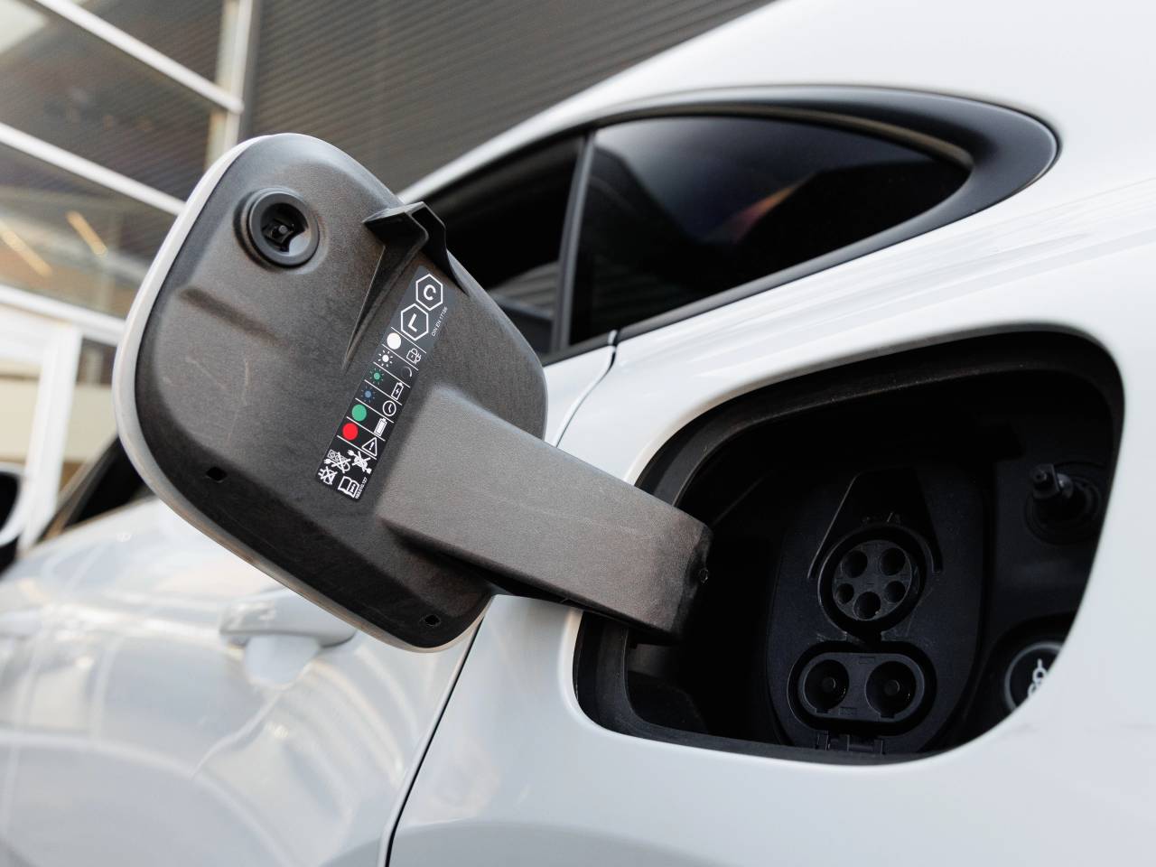 2024 Porsche Macan 4 Electric