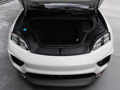 2024 Porsche Macan 4 Electric