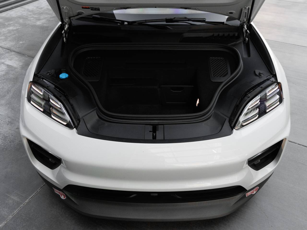 2024 Porsche Macan 4 Electric