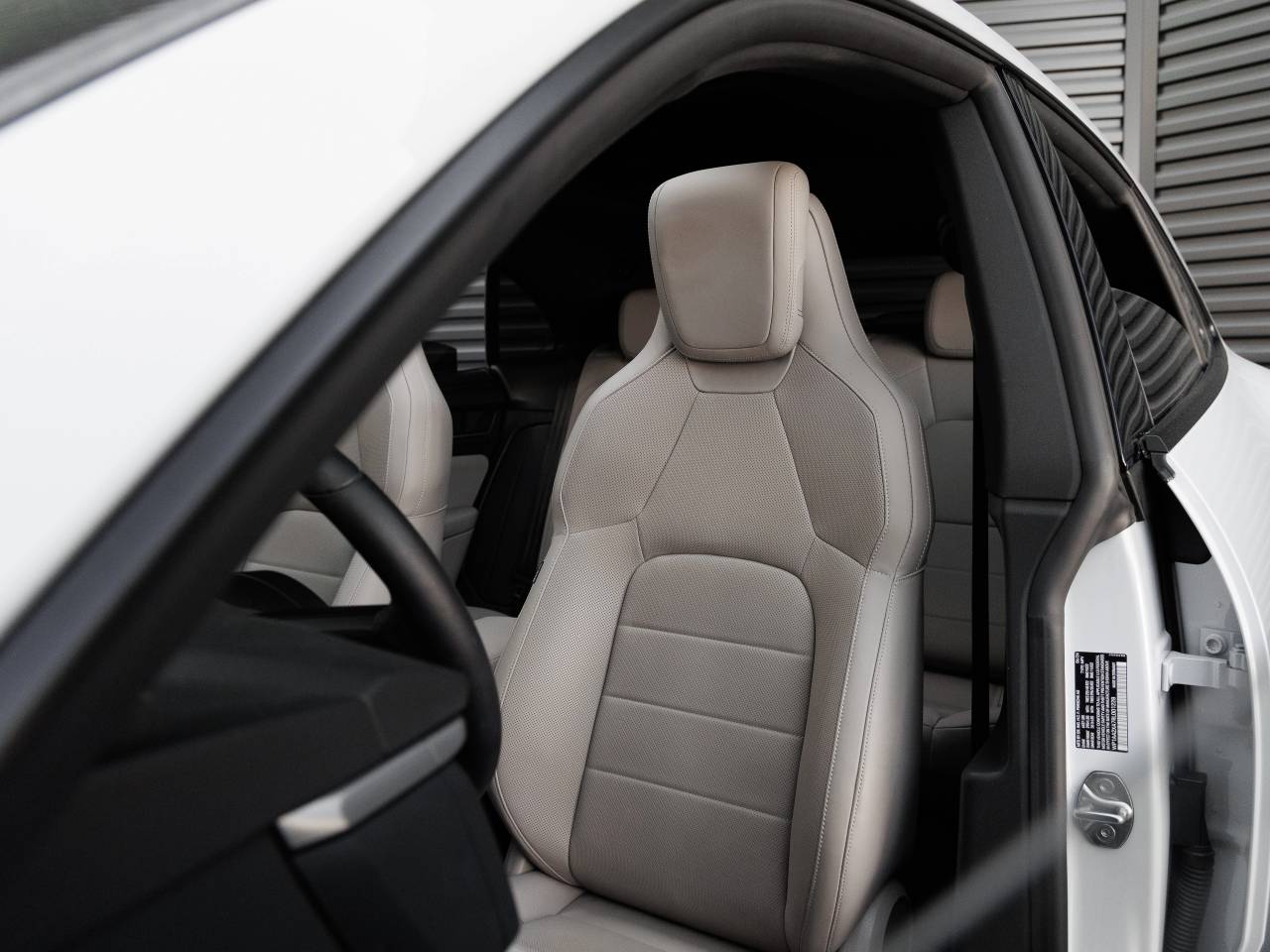 2024 Porsche Macan 4 Electric