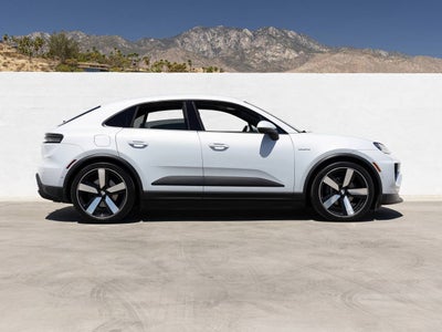 2024 Porsche Macan 4 Electric