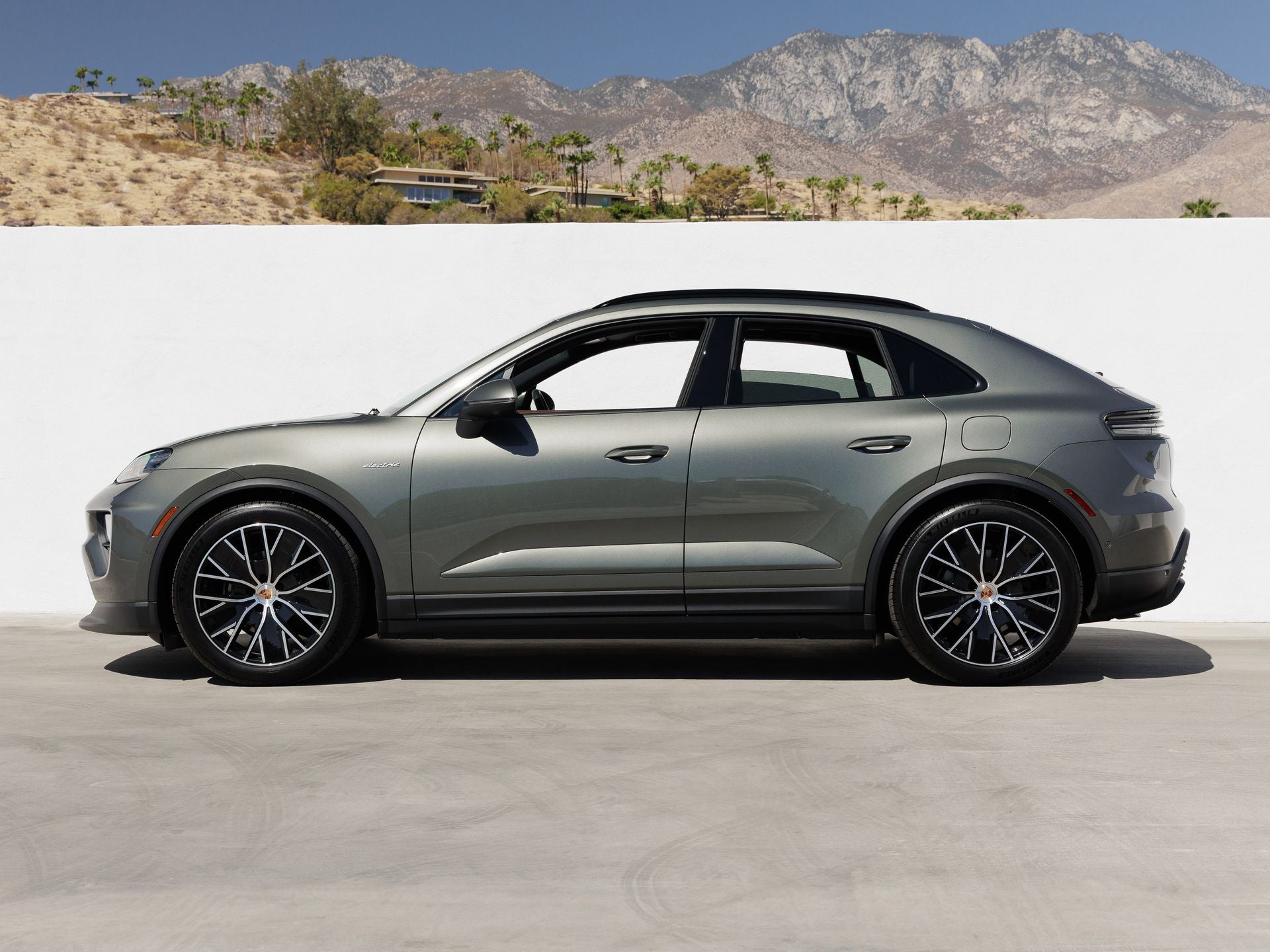 2026 Porsche Macan Macan 4 Electric