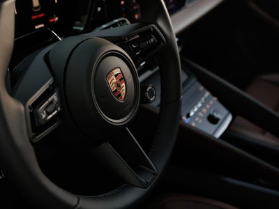 2026 Porsche Macan Macan 4 Electric