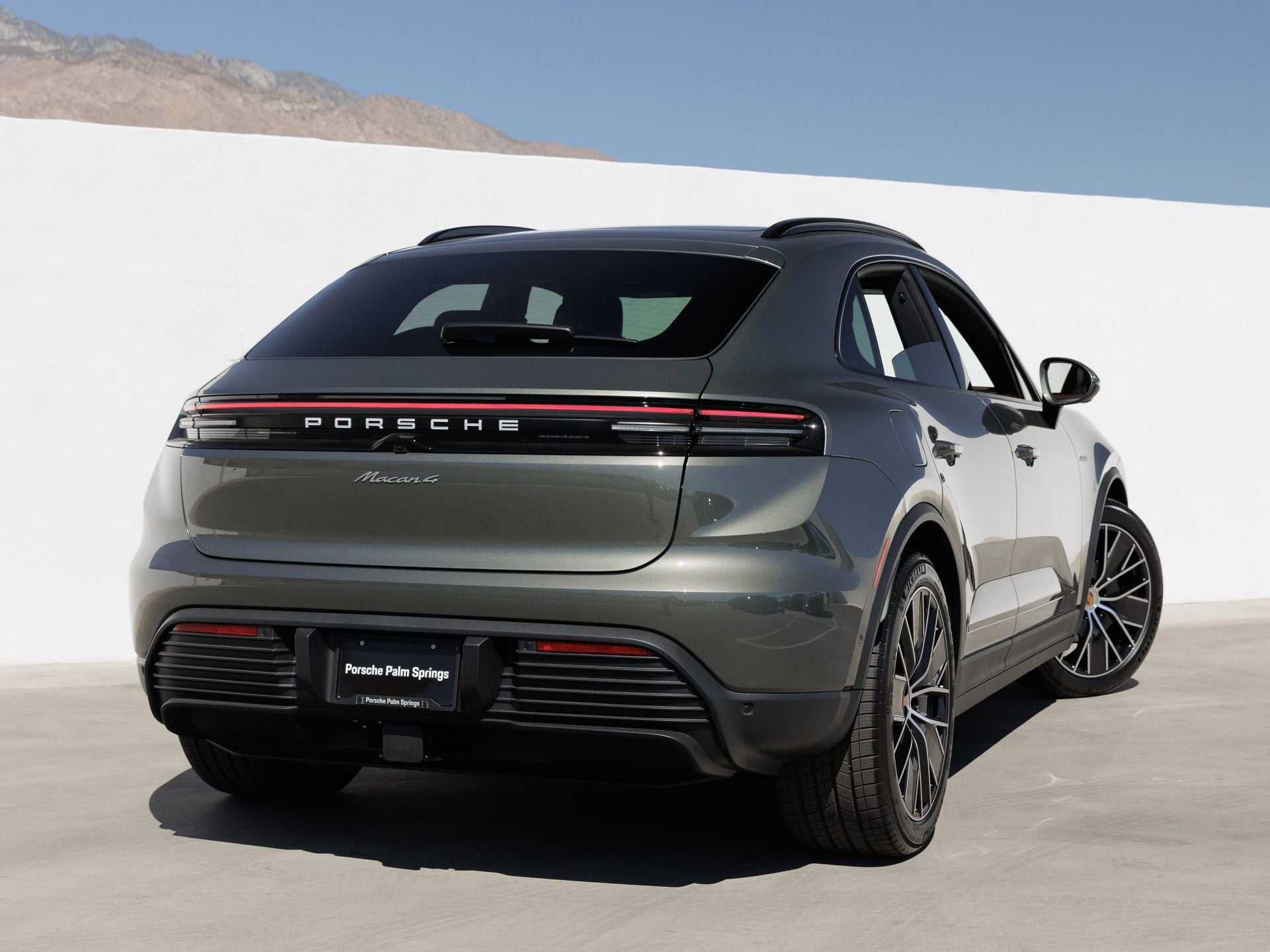 2026 Porsche Macan Macan 4 Electric
