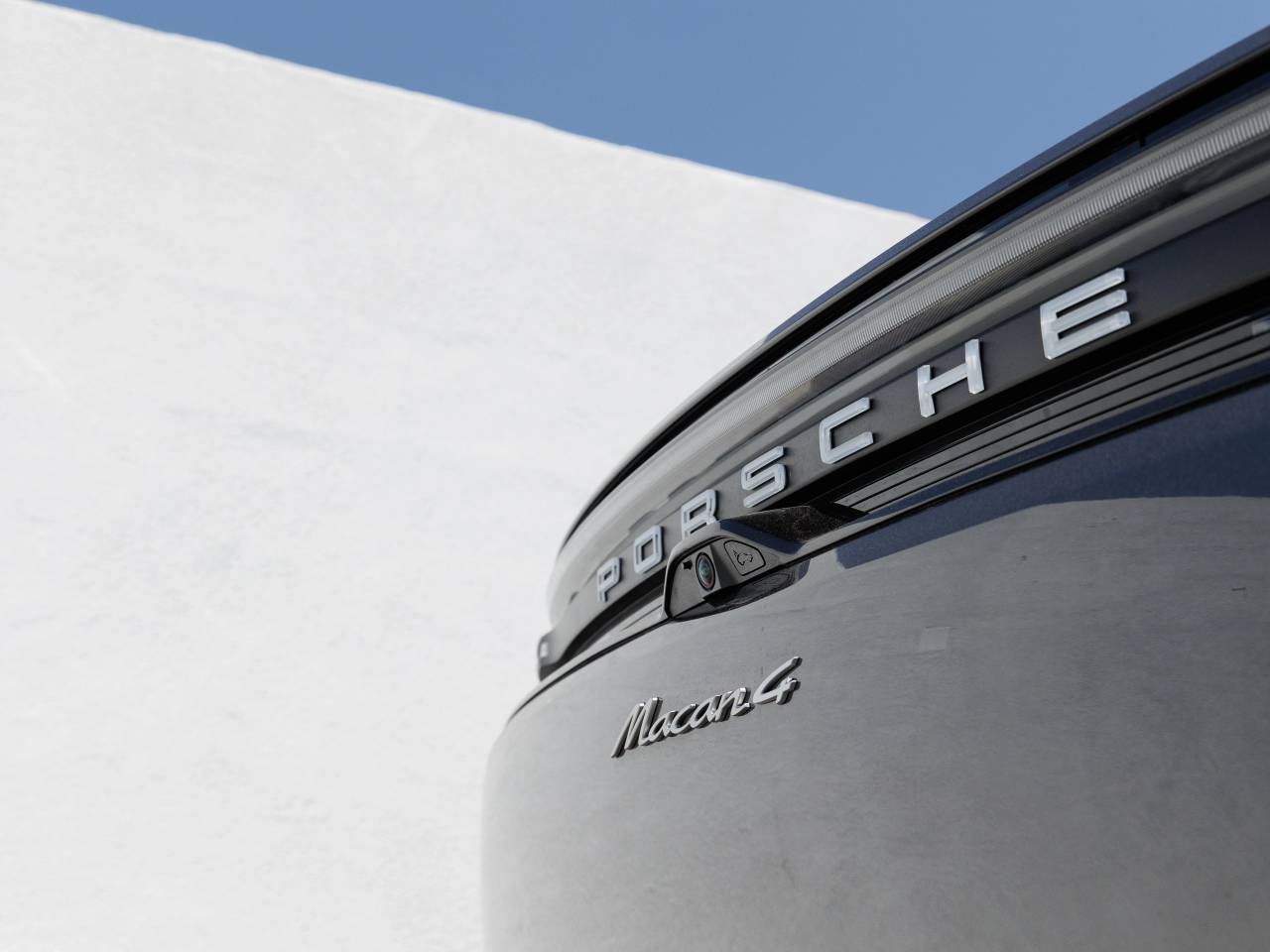 2024 Porsche Macan 4 Electric