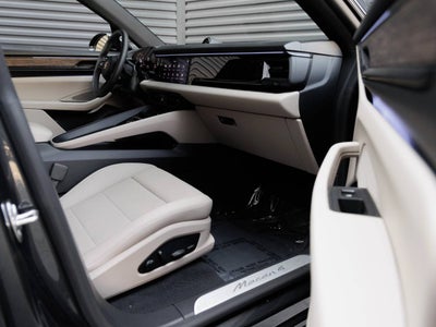 2024 Porsche Macan 4 Electric