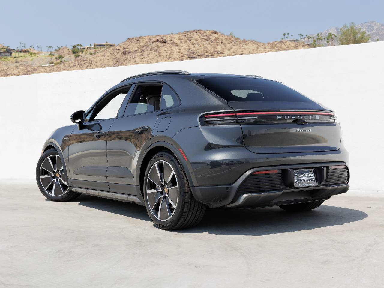 2024 Porsche Macan 4 Electric