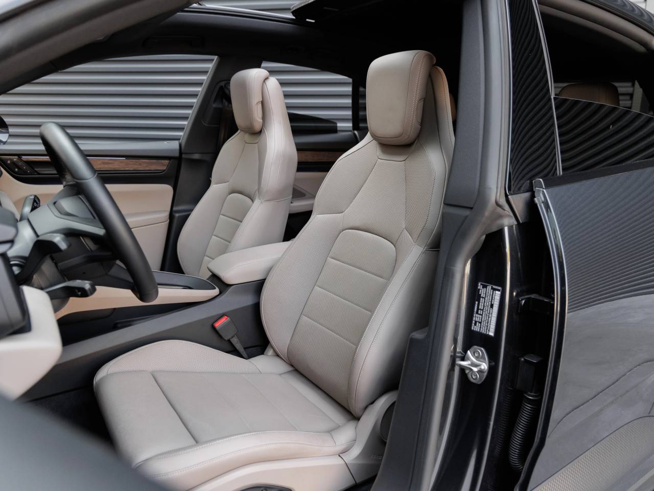 2024 Porsche Macan 4 Electric