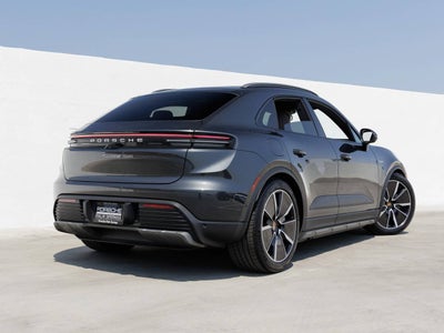 2024 Porsche Macan 4 Electric