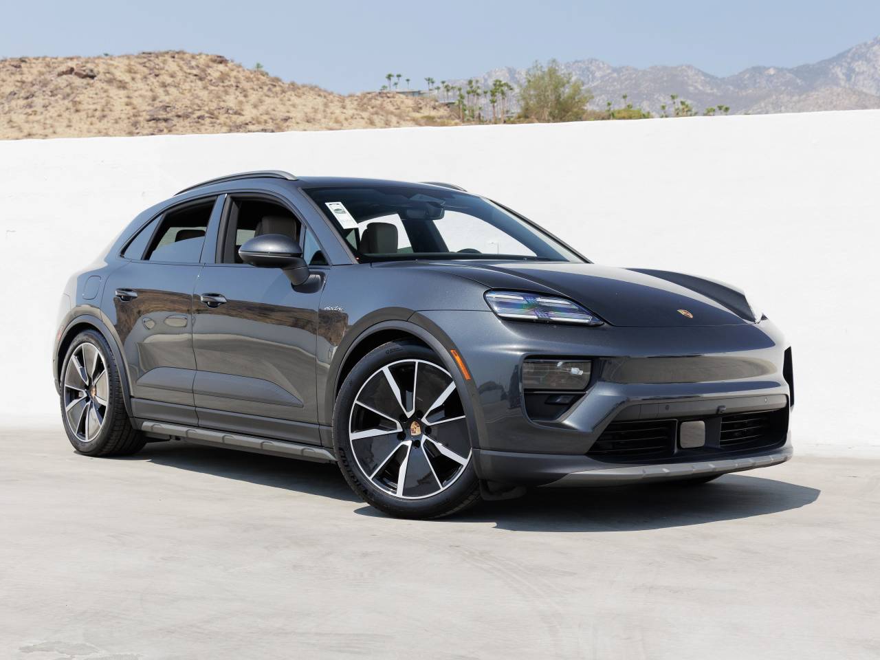 2024 Porsche Macan 4 Electric