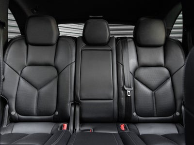 2017 Porsche Cayenne Cayenne S