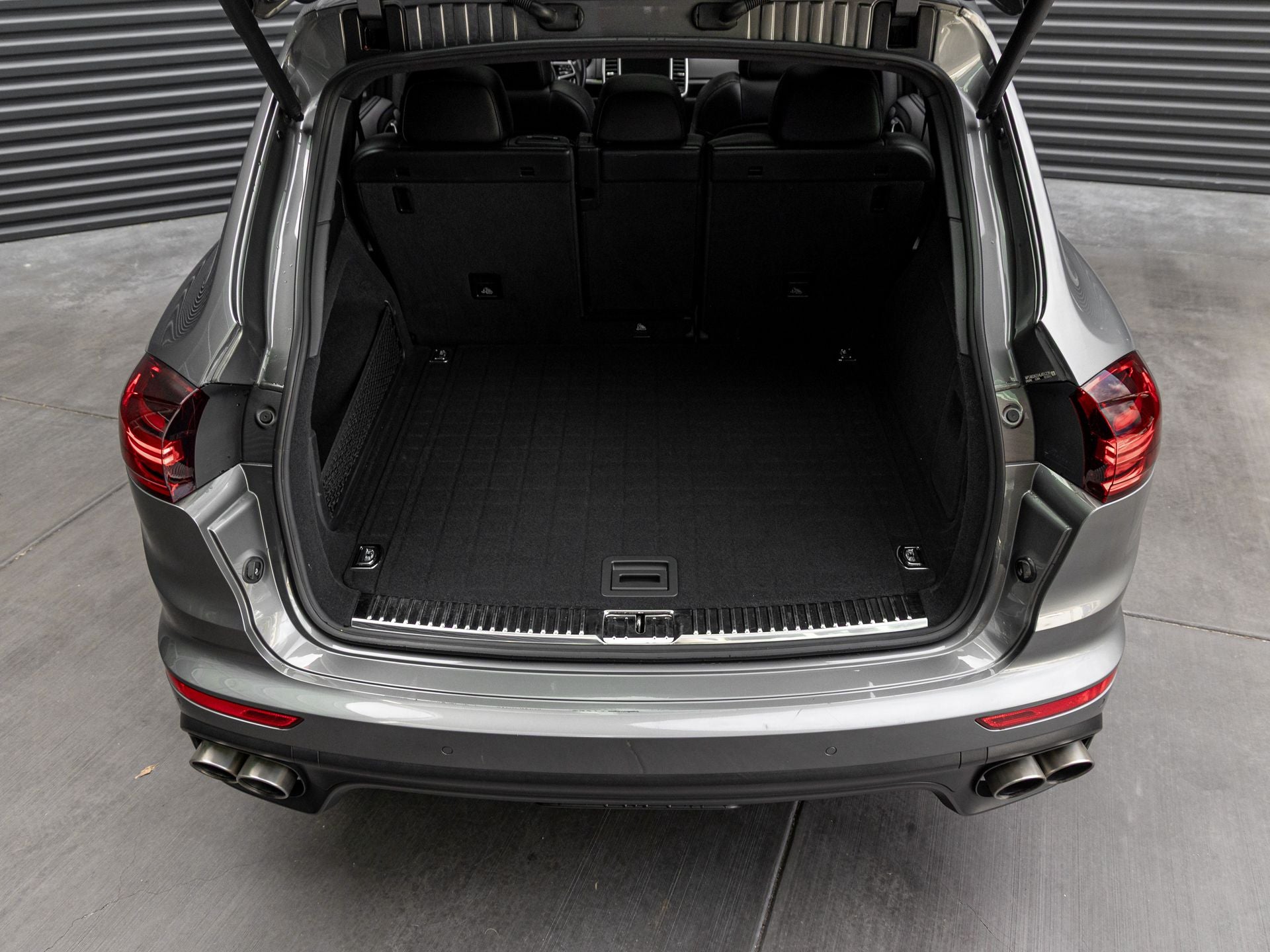 2017 Porsche Cayenne Cayenne S