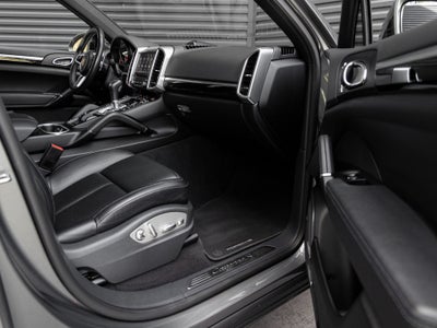 2017 Porsche Cayenne Cayenne S