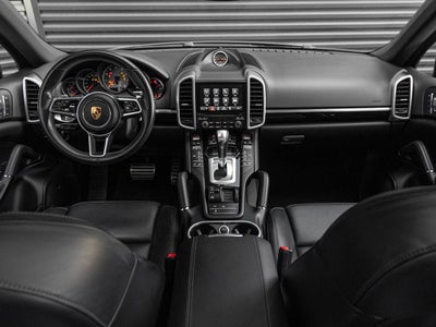 2017 Porsche Cayenne Cayenne S