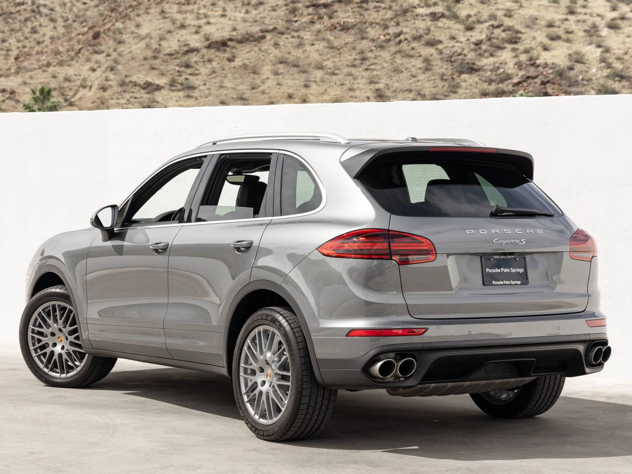 2017 Porsche Cayenne Cayenne S