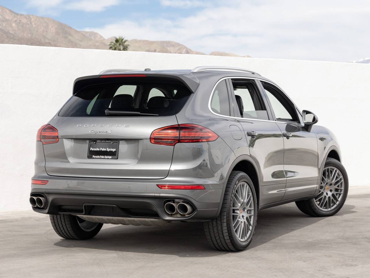 2017 Porsche Cayenne Cayenne S