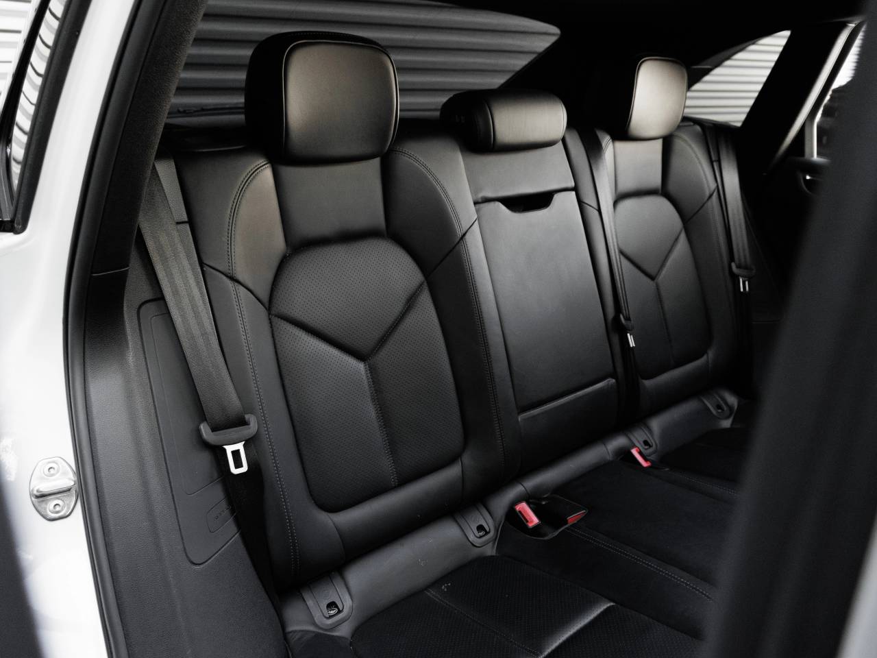 2021 Porsche Macan Macan S