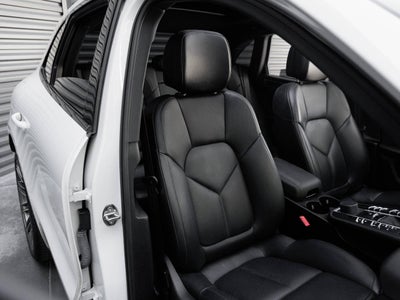2021 Porsche Macan Macan S