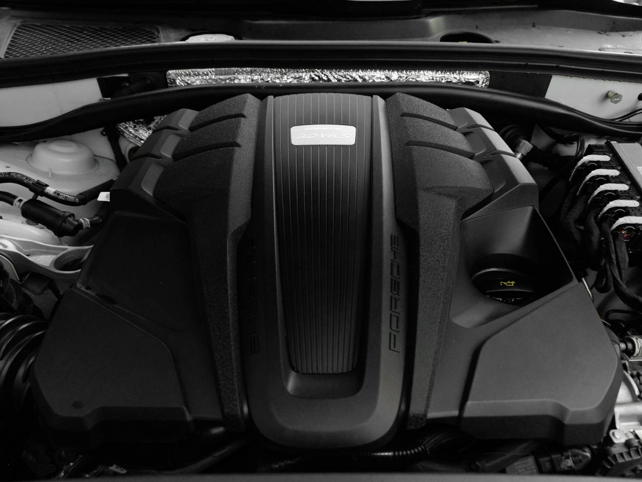 2021 Porsche Macan Macan S