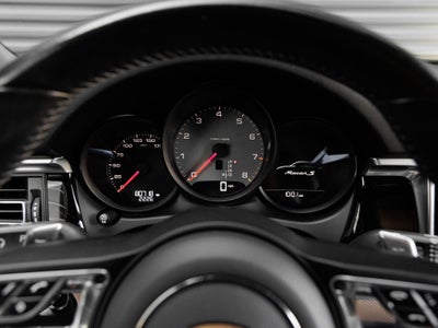 2020 Porsche Macan S