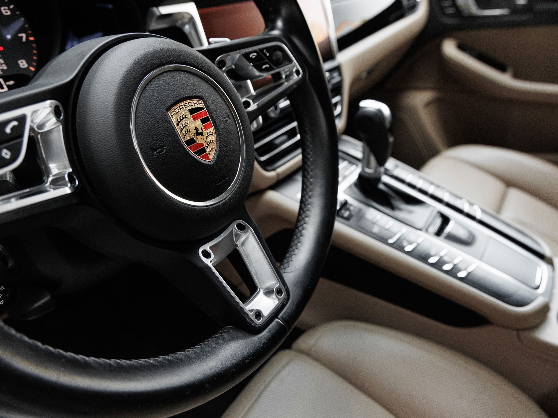 2021 Porsche Macan S