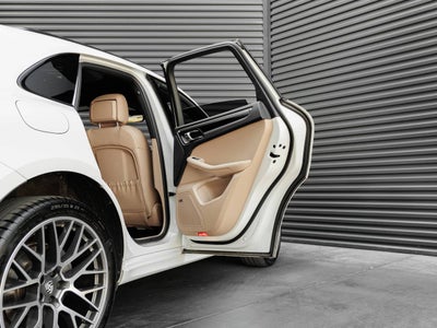 2021 Porsche Macan S