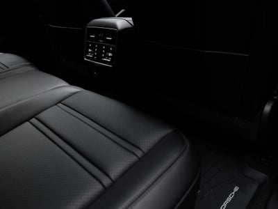 2023 Porsche Cayenne Cayenne S Platinum Edition (MY23)