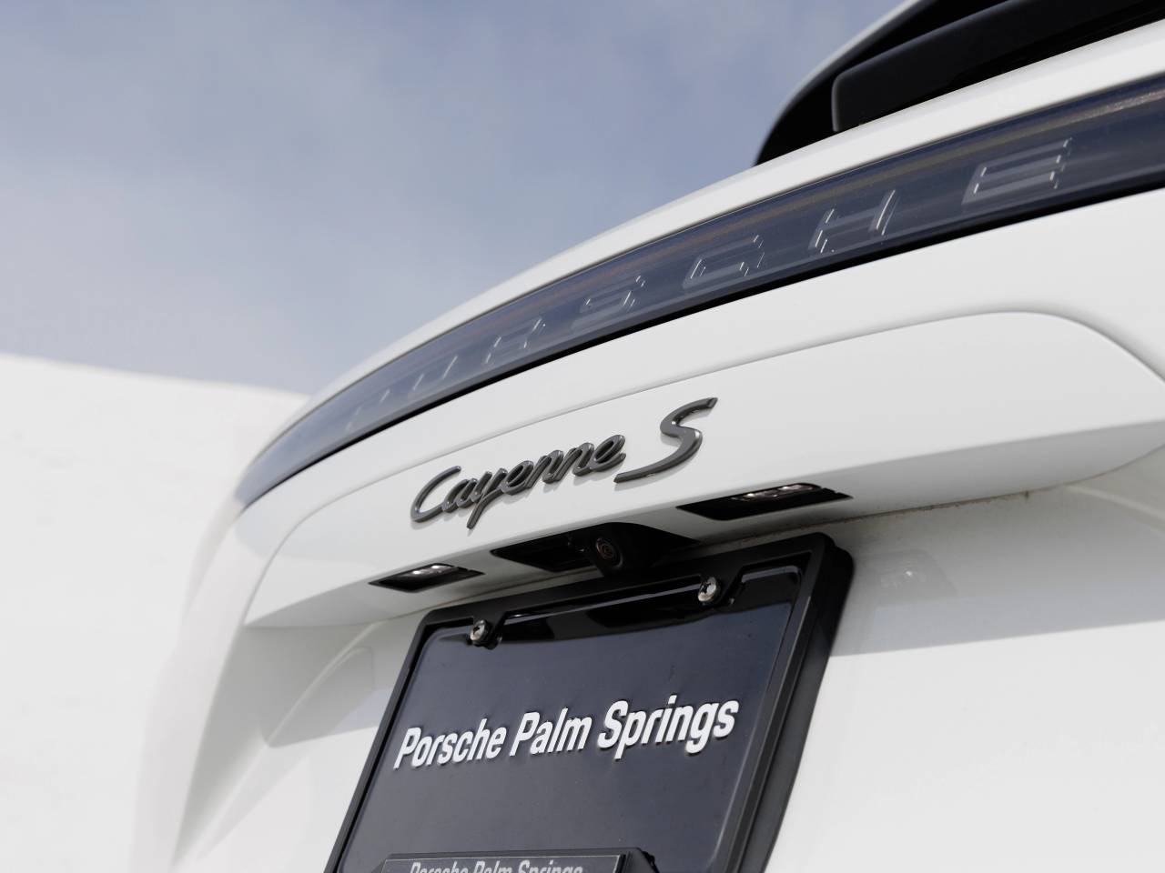 2023 Porsche Cayenne Cayenne S Platinum Edition (MY23)