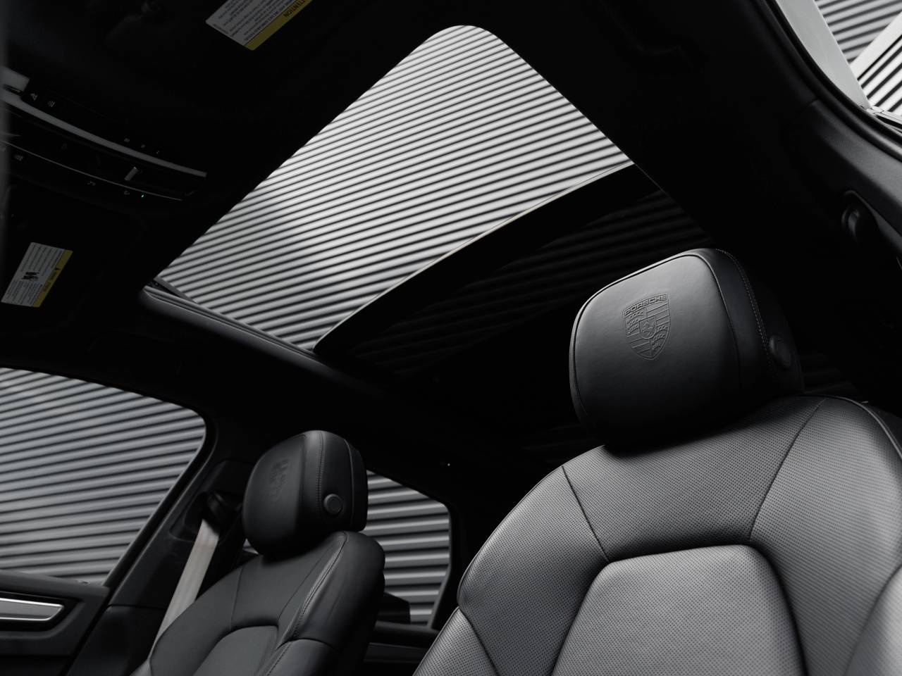 2023 Porsche Cayenne Cayenne S Platinum Edition (MY23)