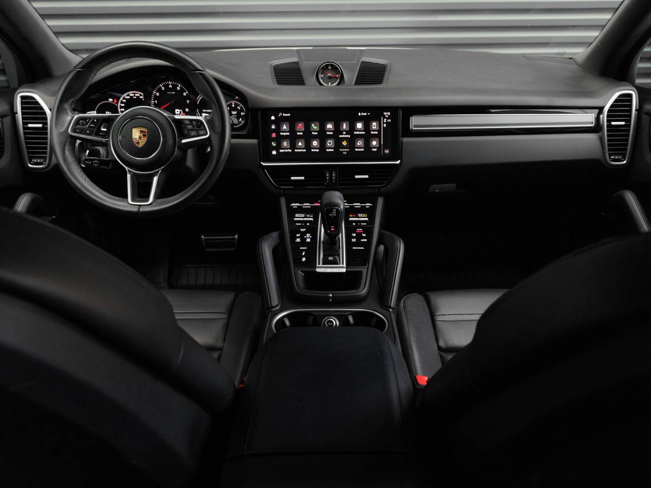 2023 Porsche Cayenne Cayenne S Platinum Edition (MY23)