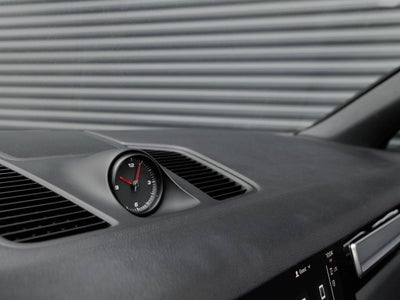 2023 Porsche Cayenne Cayenne S Platinum Edition (MY23)