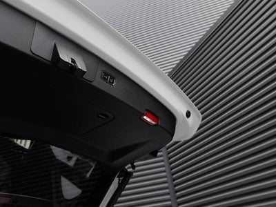 2023 Porsche Cayenne Cayenne S Platinum Edition (MY23)
