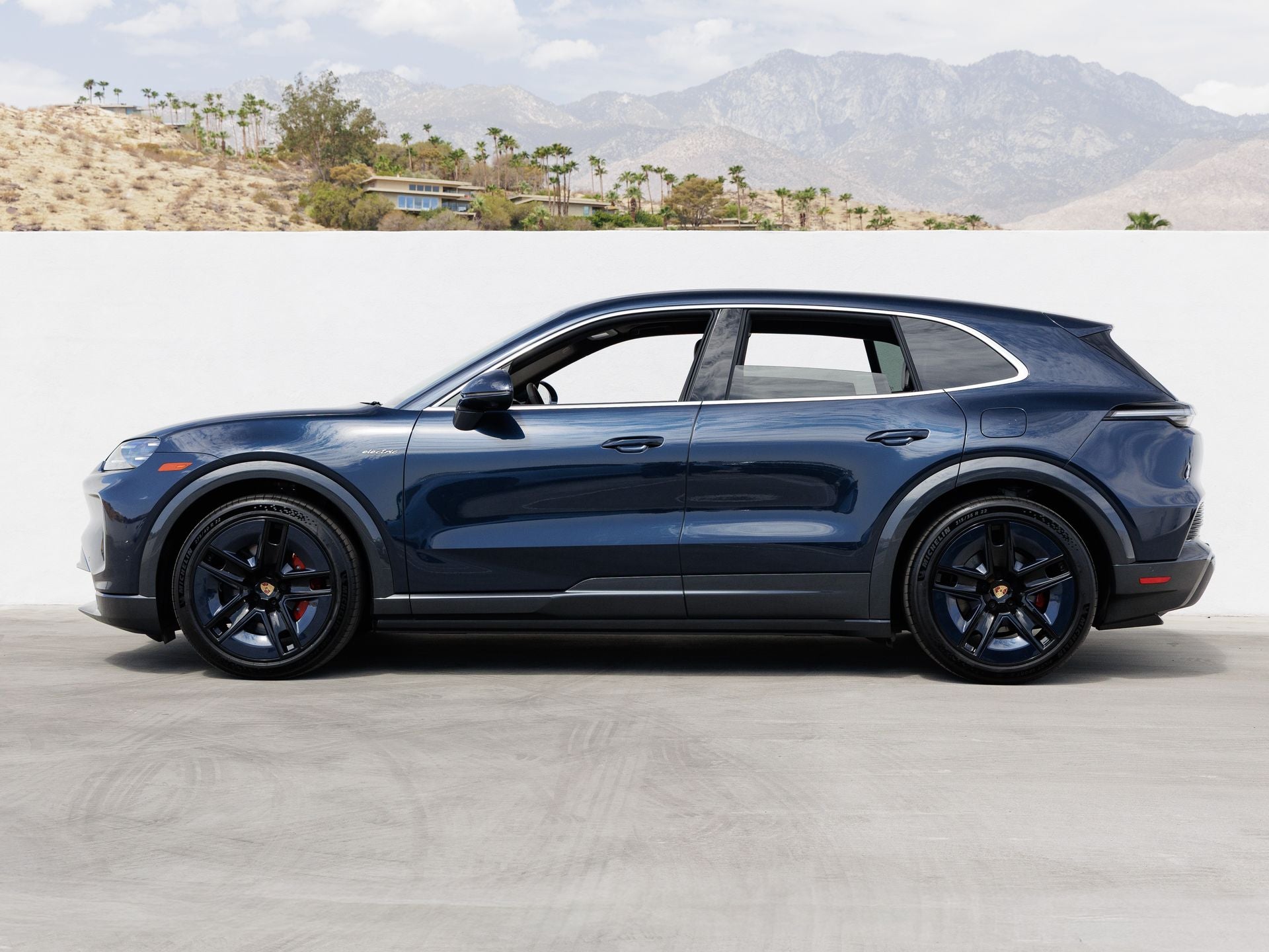 2026 Porsche Cayenne Cayenne S Electric