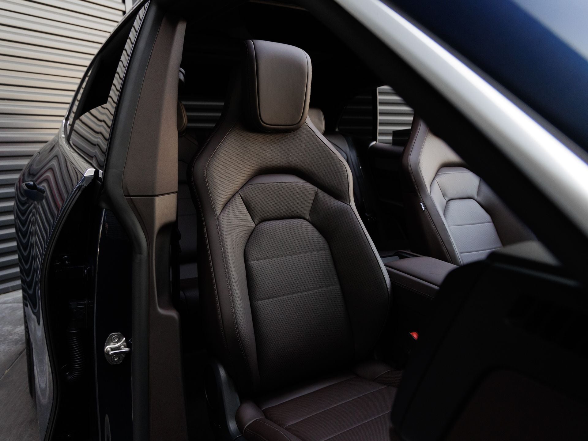 2026 Porsche Cayenne Cayenne S Electric