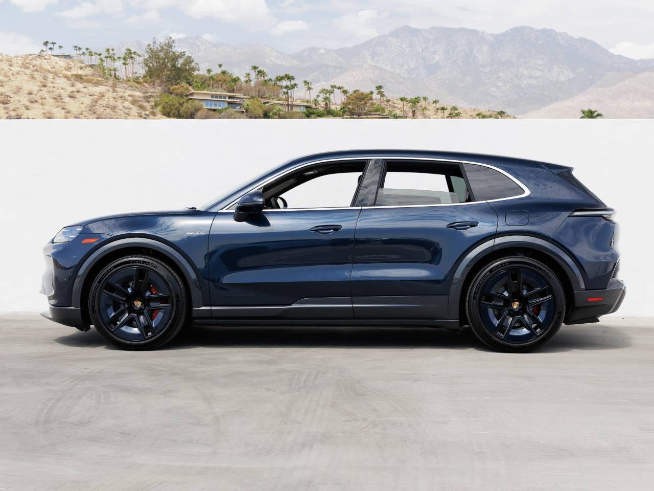 2026 Porsche Cayenne Cayenne S Electric