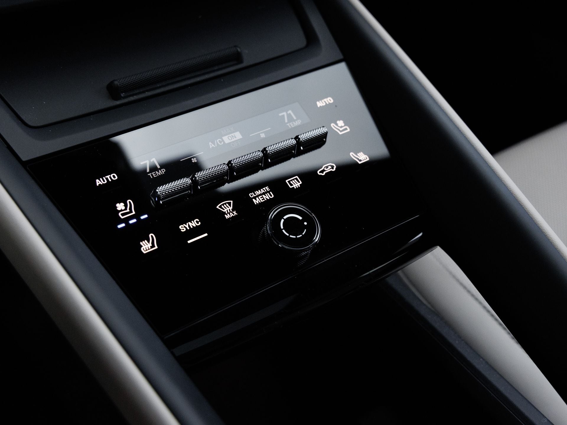 2025 Porsche Macan Macan 4S Electric