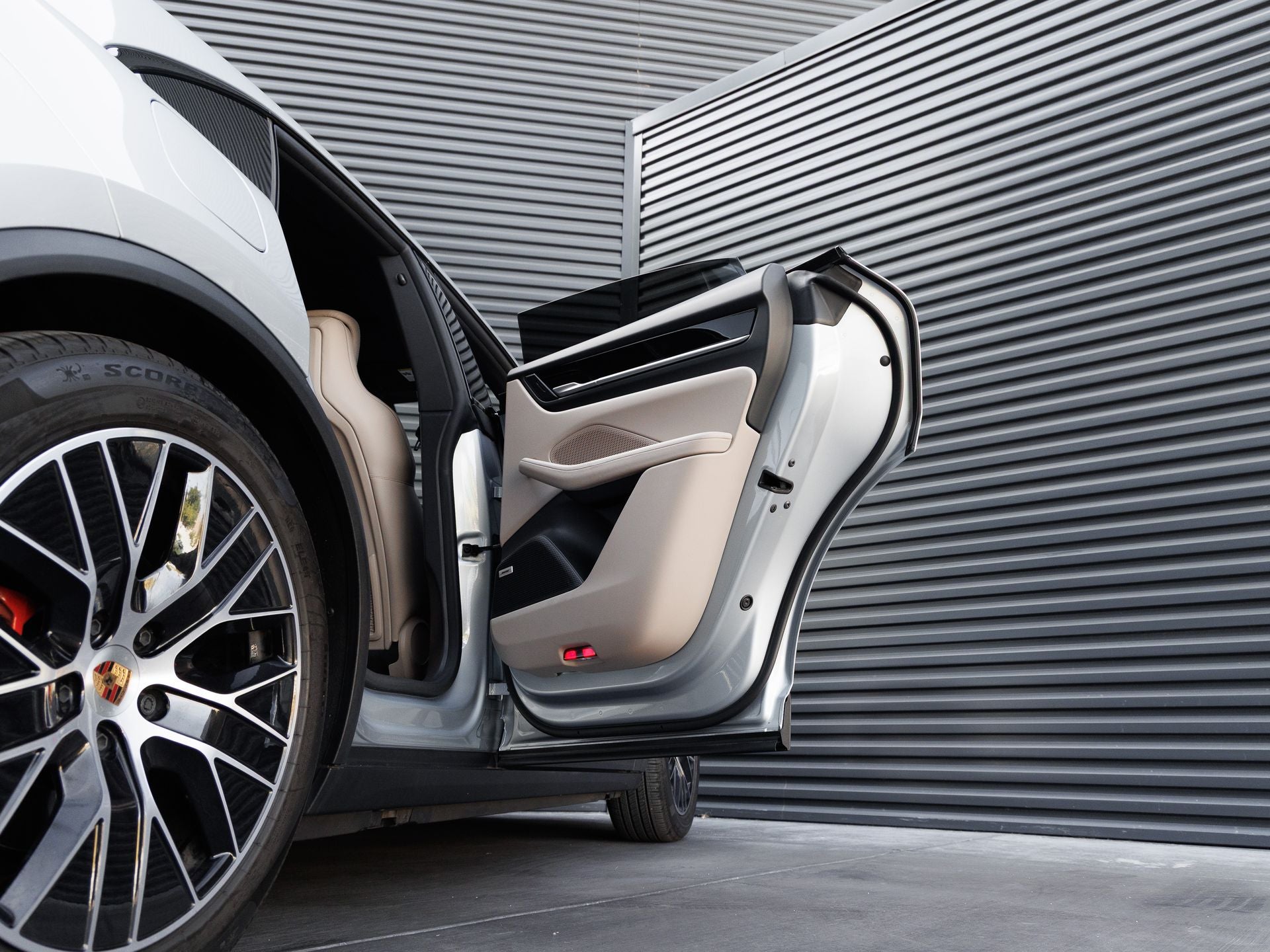2025 Porsche Macan Macan 4S Electric