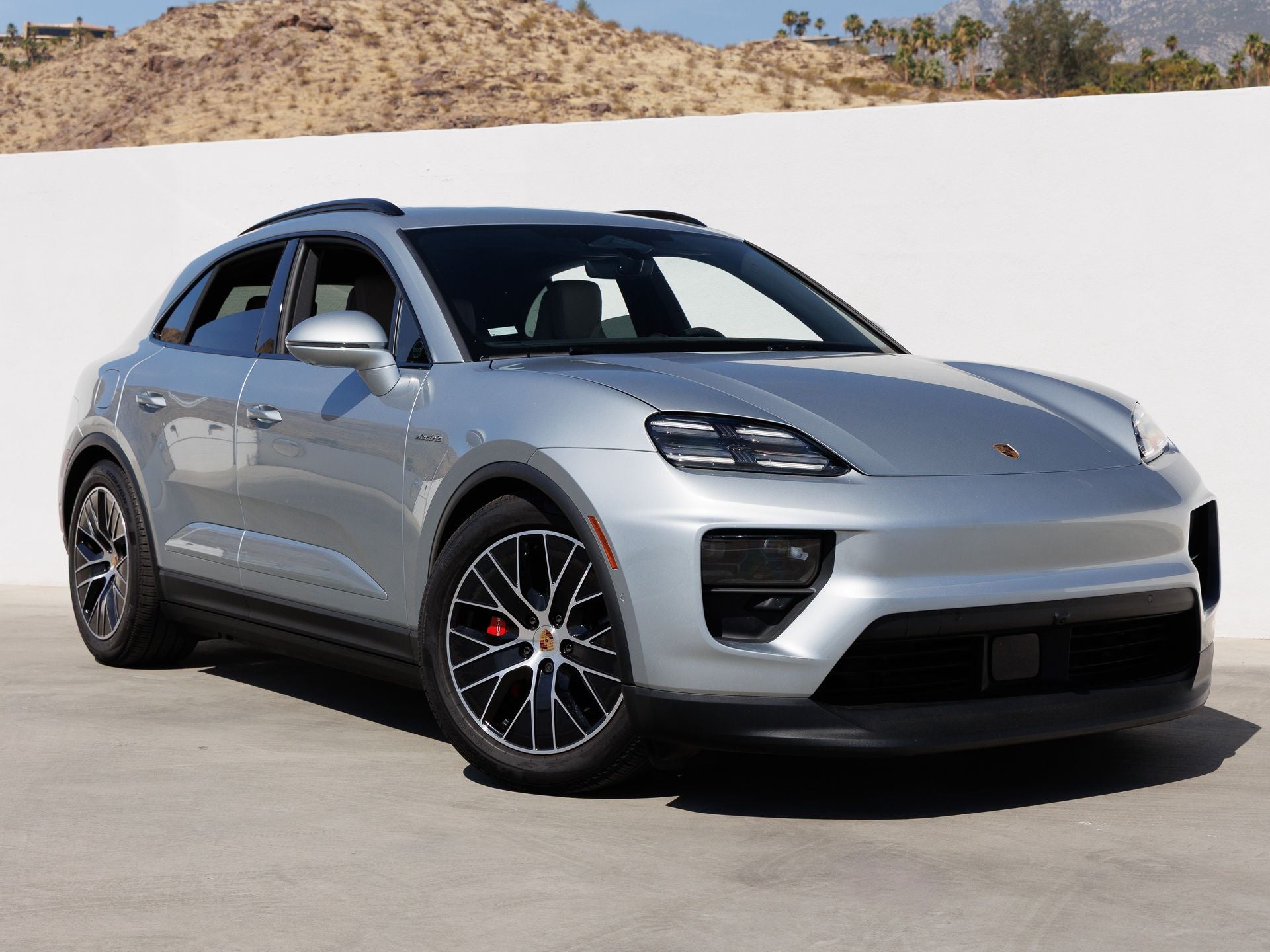 2025 Porsche Macan Macan 4S Electric