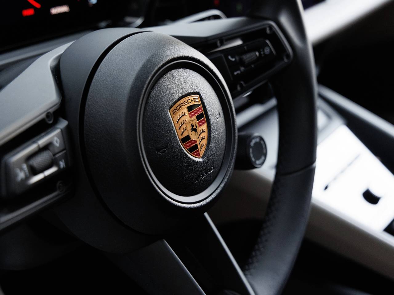 2025 Porsche Macan Macan 4S Electric