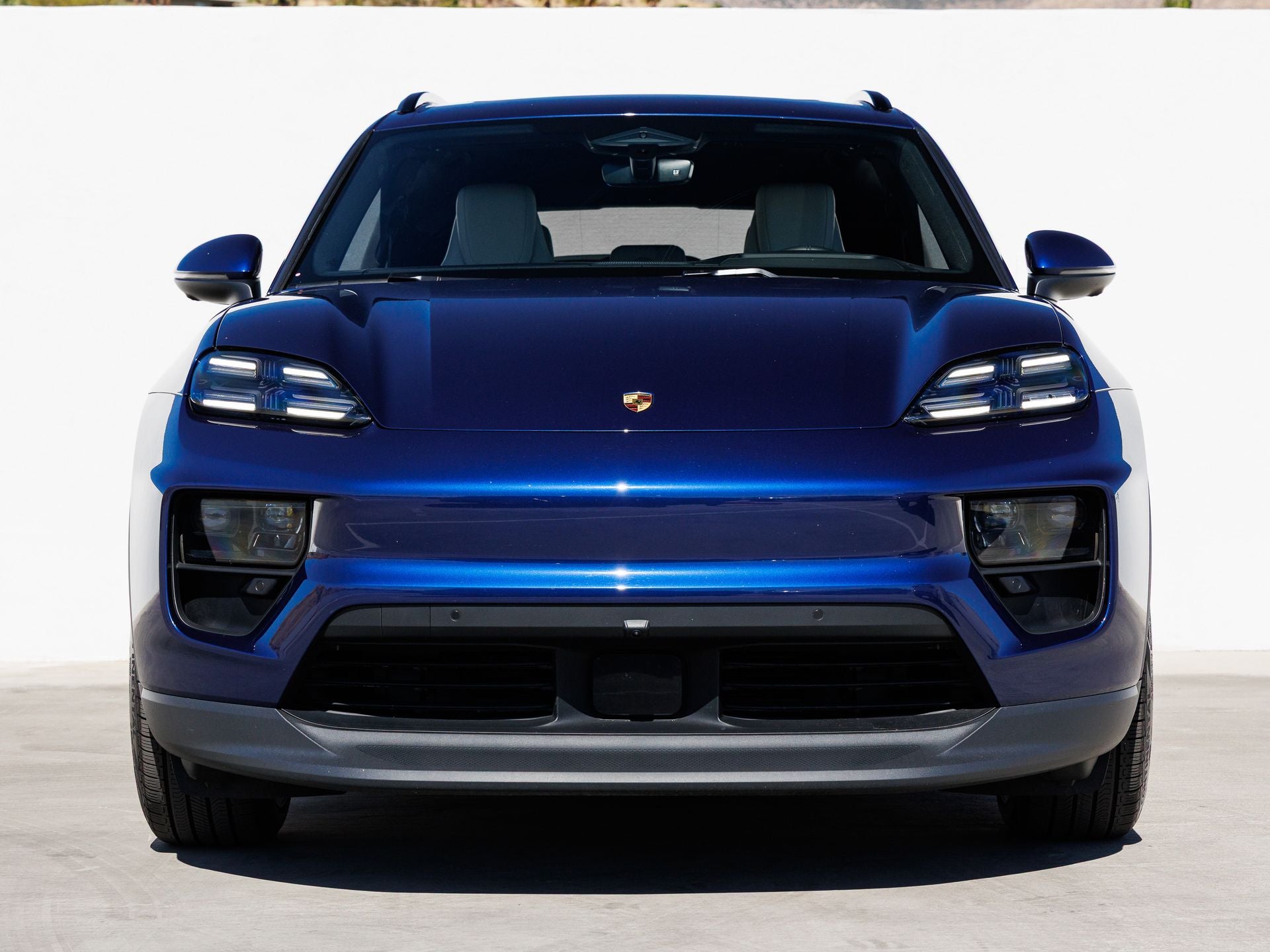 2025 Porsche Macan Electric 4S