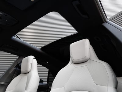 2025 Porsche Macan Electric 4S