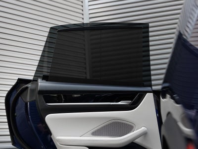 2025 Porsche Macan Electric 4S