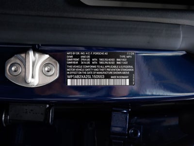 2025 Porsche Macan Electric 4S