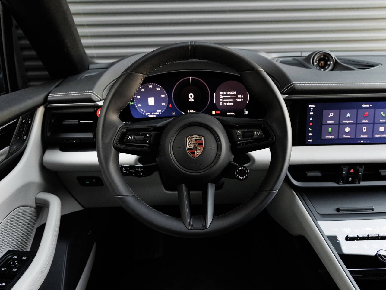 2025 Porsche Macan 4S Electric