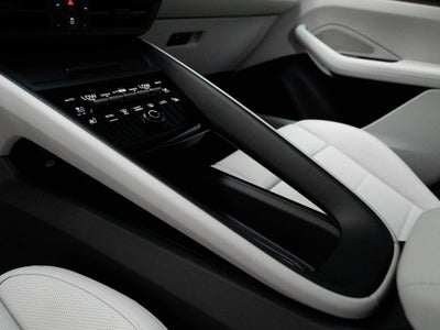 2025 Porsche Macan 4S Electric