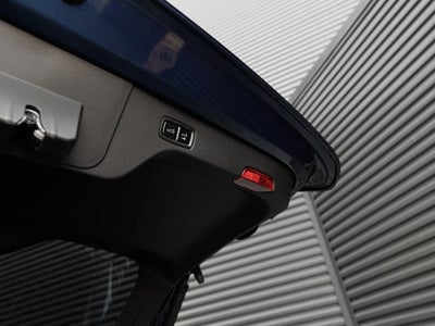 2025 Porsche Macan 4S Electric