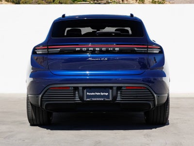 2025 Porsche Macan 4S Electric
